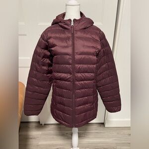 Amazon Essentials Women's Hooded Puffer Jacket